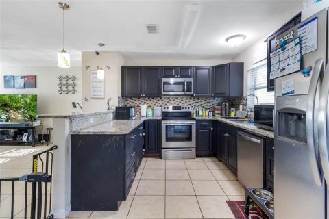 Casa en venta en Sanford, Florida, 4 dormitorios, 121.98 m2 № 1722800 - foto 6