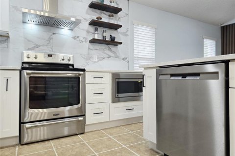 Villa ou maison à vendre à Altamonte Springs, Floride: 3 chambres, 150.13 m2 № 2310548 - photo 13