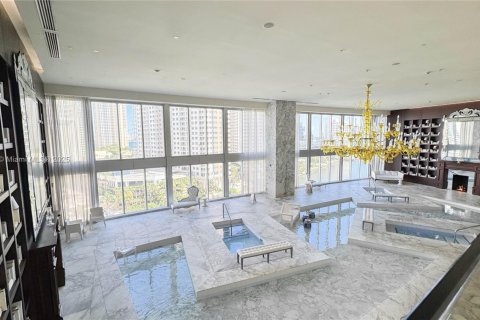 Condo in Miami, Florida, 2 bedrooms  № 1954928 - photo 7