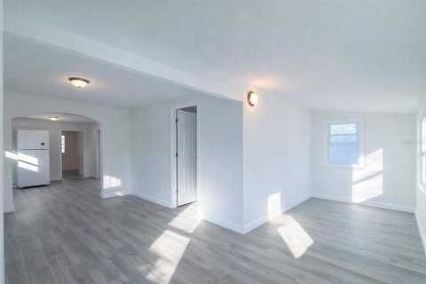 Casa en venta en Plant City, Florida, 2 dormitorios, 64.66 m2 № 2204991 - foto 16