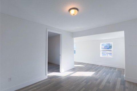 Casa en venta en Plant City, Florida, 2 dormitorios, 64.66 m2 № 2204991 - foto 6
