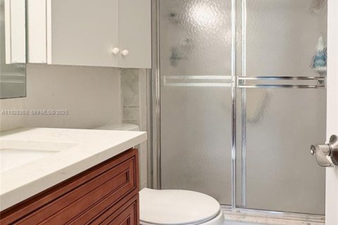 Copropriété à vendre à Hallandale Beach, Floride: 2 chambres, 111.48 m2 № 1987317 - photo 11