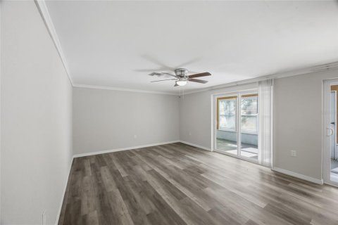 House in Hudson, Florida 3 bedrooms, 137.5 sq.m. № 2104784 - photo 5