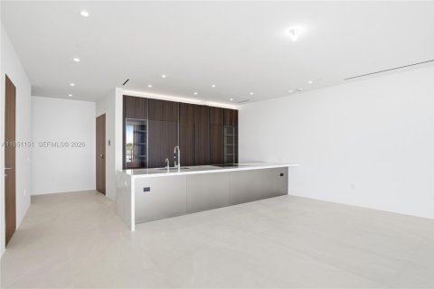 Condo in Miami, Florida, 3 bedrooms  № 2008670 - photo 18