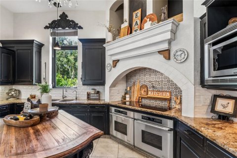 Casa en venta en Tarpon Springs, Florida, 6 dormitorios, 575.99 m2 № 2238795 - foto 14