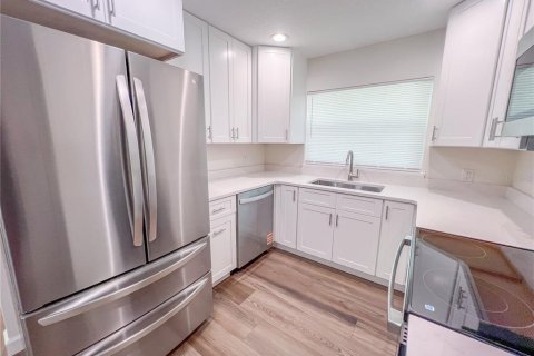 Casa en venta en Umatilla, Florida, 2 dormitorios, 149.94 m2 № 1913514 - foto 17