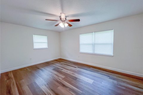 Casa en venta en Umatilla, Florida, 2 dormitorios, 149.94 m2 № 1913514 - foto 23