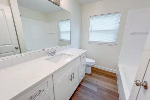 Casa en venta en Umatilla, Florida, 2 dormitorios, 149.94 m2 № 1913514 - foto 25