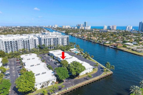 Condominio en venta en Fort Lauderdale, Florida, 2 dormitorios, 111.48 m2 № 2185220 - foto 15