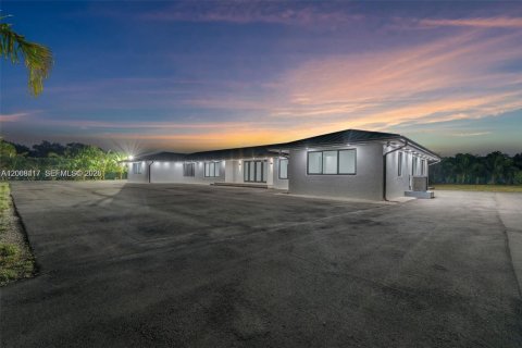 Villa ou maison à vendre à Homestead, Floride: 4 chambres, 248.98 m2 № 2292877 - photo 6