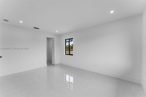 Villa ou maison à vendre à Homestead, Floride: 4 chambres, 248.98 m2 № 2292877 - photo 23