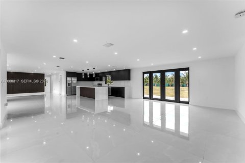 Villa ou maison à vendre à Homestead, Floride: 4 chambres, 248.98 m2 № 2292877 - photo 10