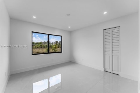 Villa ou maison à vendre à Homestead, Floride: 4 chambres, 248.98 m2 № 2292877 - photo 22