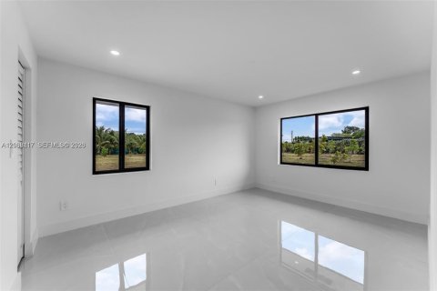 Villa ou maison à vendre à Homestead, Floride: 4 chambres, 248.98 m2 № 2292877 - photo 21