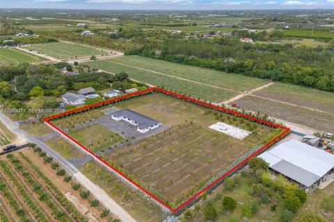 Villa ou maison à vendre à Homestead, Floride: 4 chambres, 248.98 m2 № 2292877 - photo 9