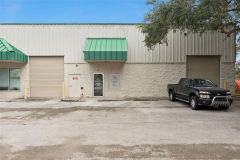 Immobilier commercial à Orlando, Floride 242.2 m2 № 2287089