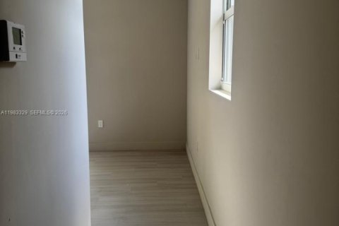 Villa ou maison à vendre à Fort Lauderdale, Floride: 3 chambres, 126.53 m2 № 2047504 - photo 18