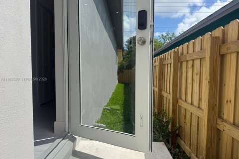 Villa ou maison à vendre à Fort Lauderdale, Floride: 3 chambres, 126.53 m2 № 2047504 - photo 22