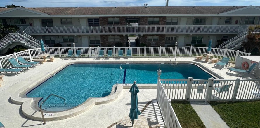 Apartment in Lighthouse Point, Florida 1 bedroom, 65.03 sq.m. № 2281349