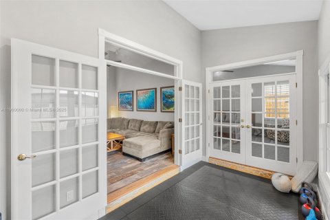 Casa en venta en Orlando, Florida, 4 dormitorios, 217.39 m2 № 1970667 - foto 8