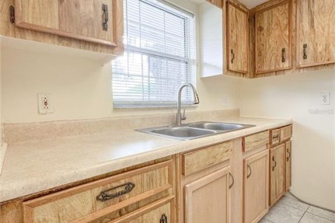 House in Kissimmee, Florida 3 bedrooms, 99.59 sq.m. № 1787657 - photo 10