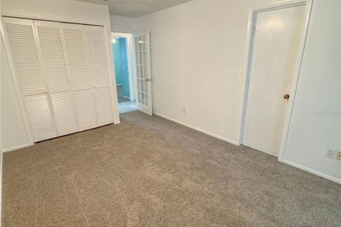 House in Kissimmee, Florida 3 bedrooms, 99.59 sq.m. № 1787657 - photo 11