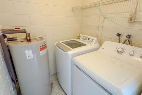 House in Kissimmee, Florida 3 bedrooms, 99.59 sq.m. № 1787657 - photo 16