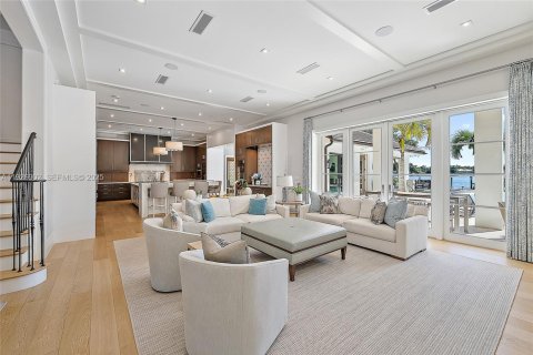 Casa en venta en Jupiter, Florida, 6 dormitorios, 520.25 m2 № 1985928 - foto 12