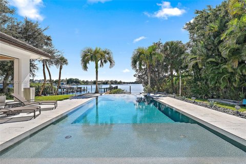 Casa en venta en Jupiter, Florida, 6 dormitorios, 520.25 m2 № 1985928 - foto 18