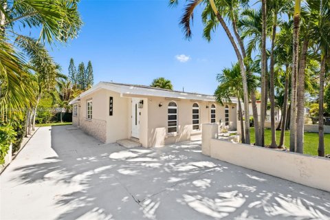 Villa ou maison à Fort Lauderdale, Floride 3 chambres, 114.46 m2 № 2084682