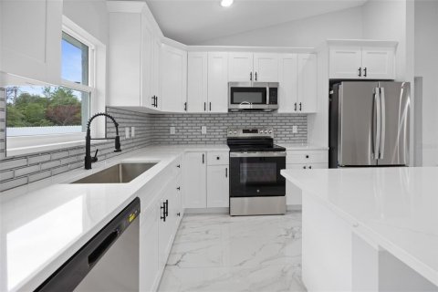 Villa ou maison à vendre à Dunnellon, Floride: 3 chambres, 129.97 m2 № 2303301 - photo 7