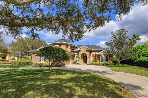 House in Lake Mary, Florida 4 bedrooms, 301.19 sq.m. № 1569290 - photo 2