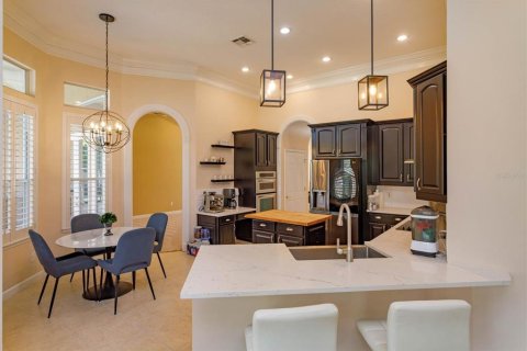 House in Lake Mary, Florida 4 bedrooms, 301.19 sq.m. № 1569290 - photo 15