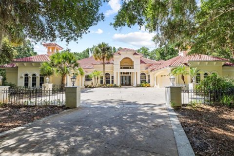 Casa en Land O' Lakes, Florida 3 dormitorios, 445.56 m2 № 2313080