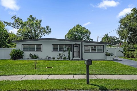 Casa en Winter Park, Florida 3 dormitorios, 118.64 m2 № 2369074