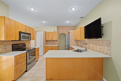 Casa en venta en Port St. Lucie, Florida, 3 dormitorios, 171.31 m2 № 2307741 - foto 25