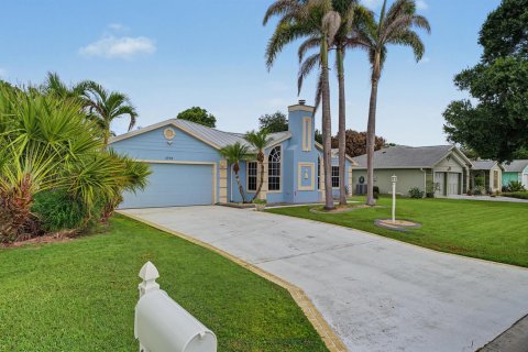 Casa en venta en Port St. Lucie, Florida, 3 dormitorios, 171.31 m2 № 2307741 - foto 2