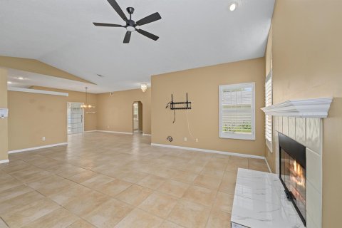 Casa en venta en Port St. Lucie, Florida, 3 dormitorios, 171.31 m2 № 2307741 - foto 11