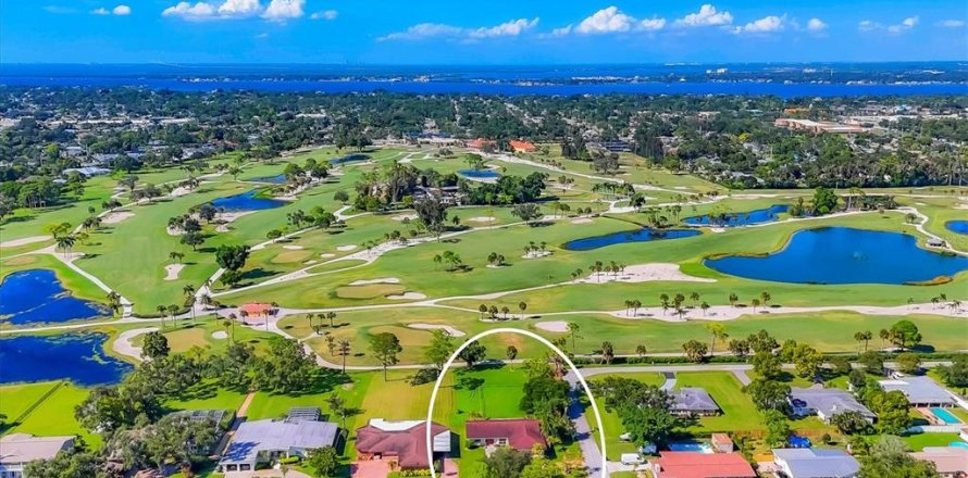 Villa ou maison à Bradenton, Floride 3 chambres, 194.72 m2 № 1905205