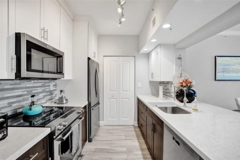 Copropriété à vendre à Fort Lauderdale, Floride: 2 chambres, 111.48 m2 № 2397808 - photo 11