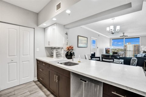 Copropriété à vendre à Fort Lauderdale, Floride: 2 chambres, 111.48 m2 № 2397808 - photo 12