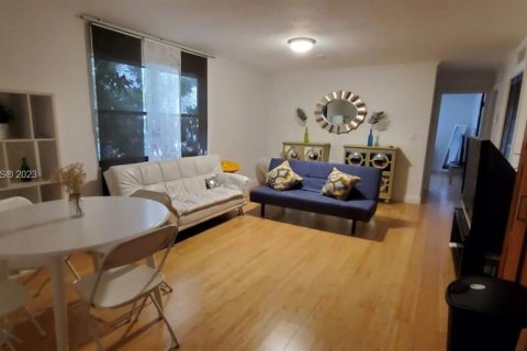 Apartamento en alquiler en Miami Beach, Florida, 1 dormitorio, 52.95 m2 № 1937055 - foto 9