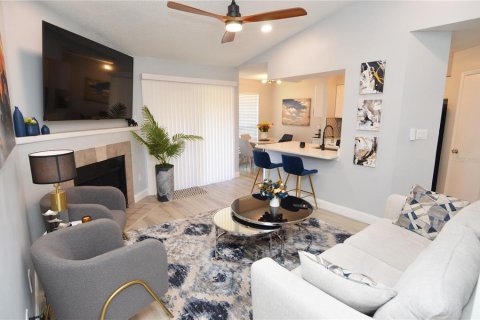 Condo in Tampa, Florida, 1 bedroom  № 1916316 - photo 16