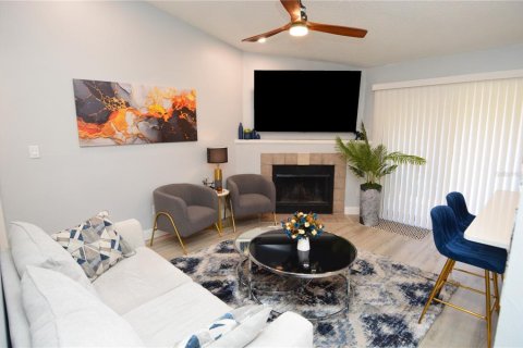 Condo in Tampa, Florida, 1 bedroom  № 1916316 - photo 20