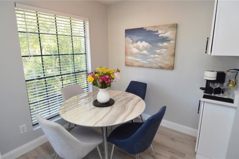 Condo in Tampa, Florida, 1 bedroom  № 1916316 - photo 14