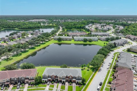 Adosado en venta en Orlando, Florida, 5 dormitorios, 160.72 m2 № 2208094 - foto 6