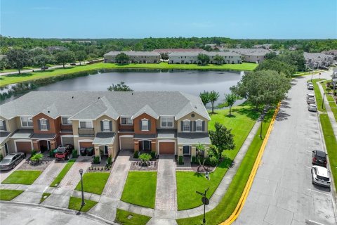 Adosado en venta en Orlando, Florida, 5 dormitorios, 160.72 m2 № 2208094 - foto 5
