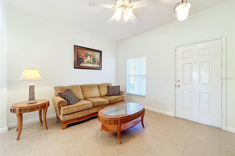 Adosado en venta en Orlando, Florida, 5 dormitorios, 160.72 m2 № 2208094 - foto 10
