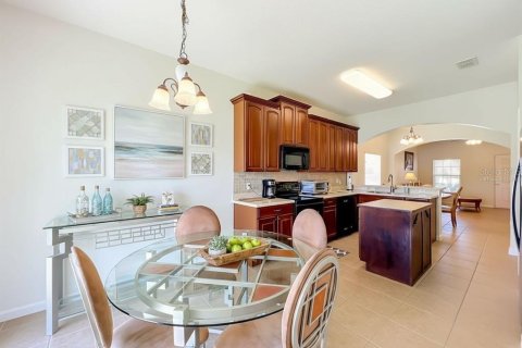 Adosado en venta en Orlando, Florida, 5 dormitorios, 160.72 m2 № 2208094 - foto 22