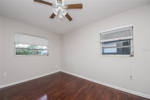 House in Winter Park, Florida 3 bedrooms, 177.35 sq.m. № 1829581 - photo 11